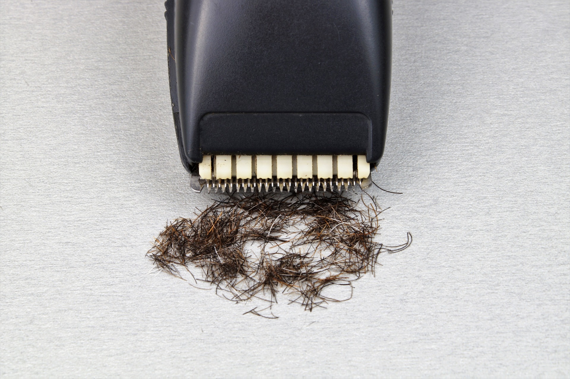 Los Mejores Aceites esenciales para el cabello de hombres